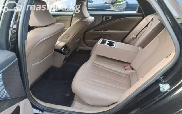 Kia K8 1.6hyb AT