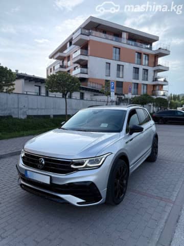 Volkswagen Tiguan II Рестайлинг 2.0 AT 4WD