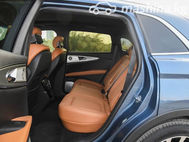 Lincoln Nautilus II 2.0 AT 4WD