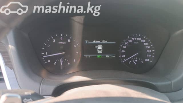 Hyundai Genesis II 3.8 AT 4WD