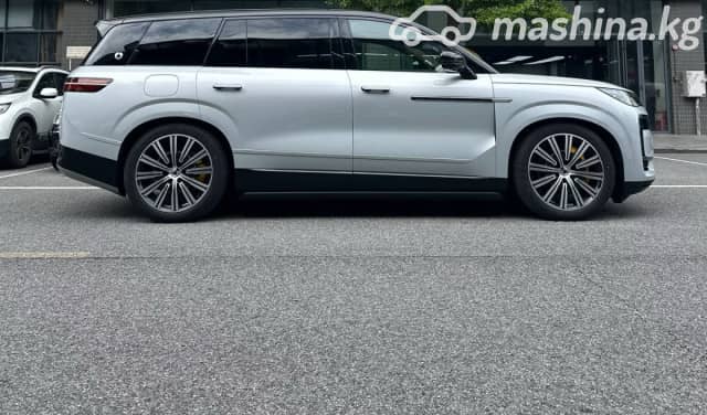 Denza N9 2.0hyb CVT 4WD