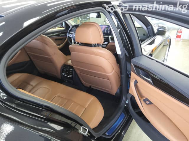 BMW 5 серии VII (G30/G31) Рестайлинг 520i 2.0 AT