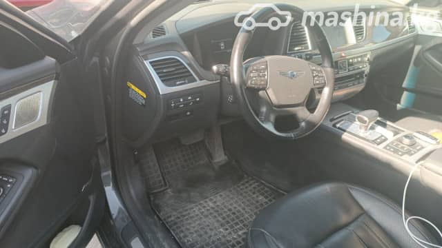Hyundai Genesis II 3.8 AT 4WD