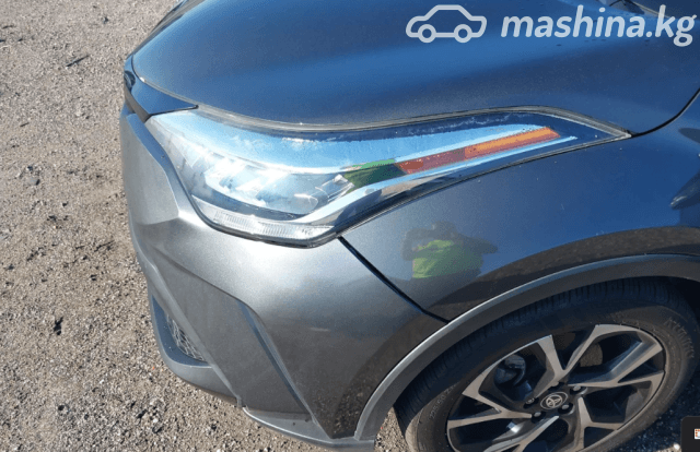 Toyota C-HR I Рестайлинг 2.0 CVT