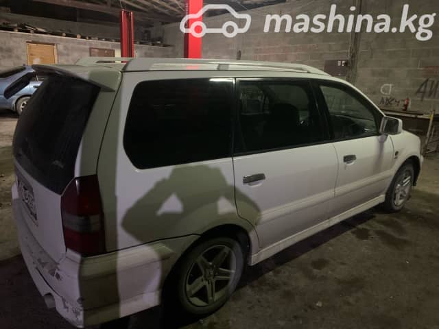Mitsubishi Chariot III 2.4 AT 4WD