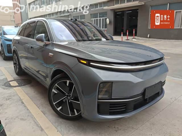 LiXiang L7 Рестайлинг 1.5hyb AT 4WD