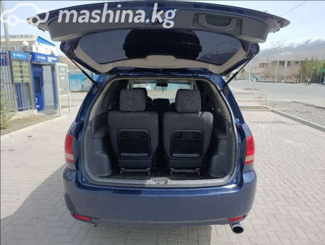 Toyota Avensis Verso 2.0 MT