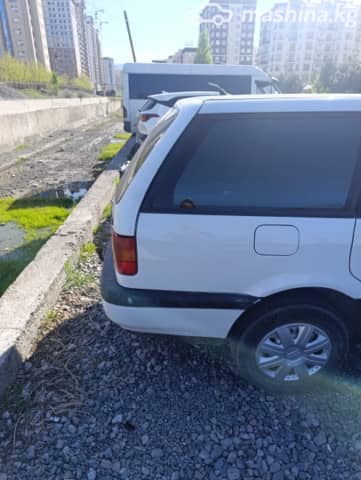 Volkswagen Passat B4 1.8 MT