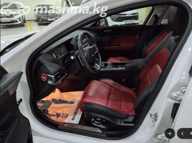 Jaguar XE I Рестайлинг 2.0d AT