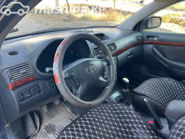 Toyota Avensis II 2.0 MT