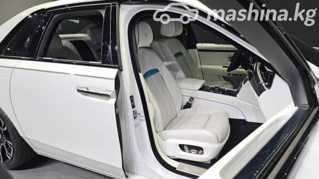 Rolls-Royce Ghost II Black Badge 6.8 AT 4WD