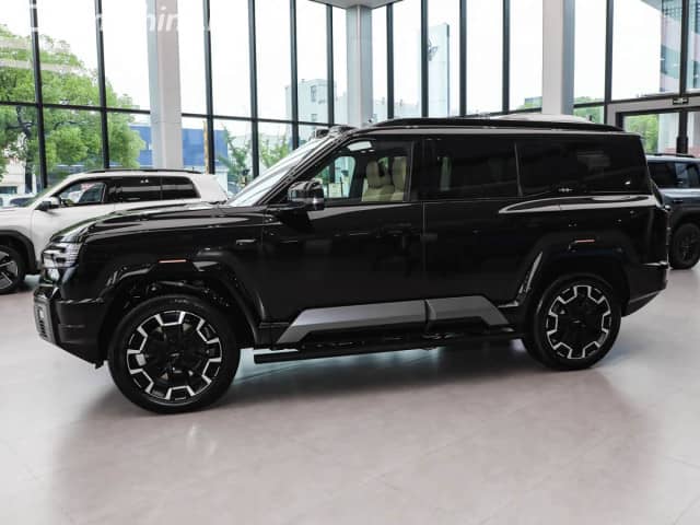 BYD FangChengBao Leopard 8 2.0hyb AT 4WD