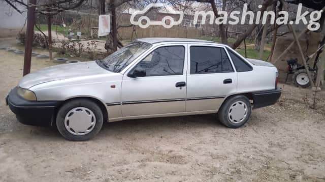 Daewoo Nexia I 1.5 MT