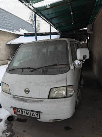 Nissan Vanette IV 1.8 AT