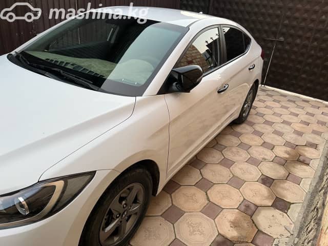 Hyundai Avante VI 1.6 AT