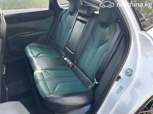 Changan UNI-V 1.5hyb AT