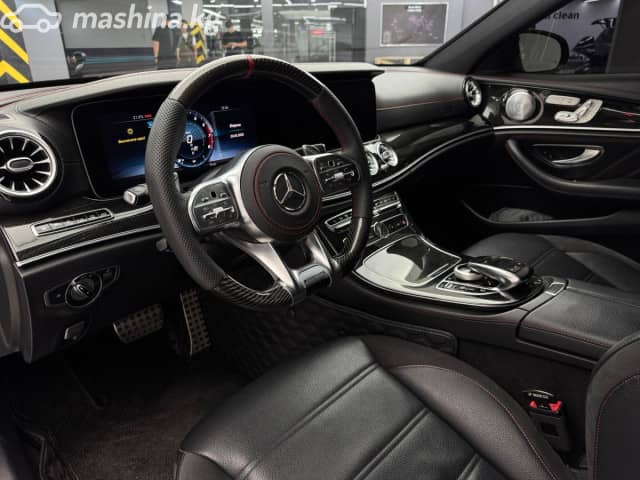 Mercedes-Benz E-Класс AMG V (W213) 43 AMG 3.0 AT 4WD