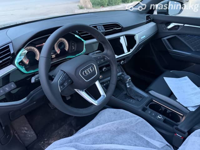 Audi Q3 II (F3)