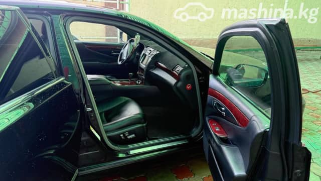 Lexus LS IV 460 L 4.6 AT 4WD