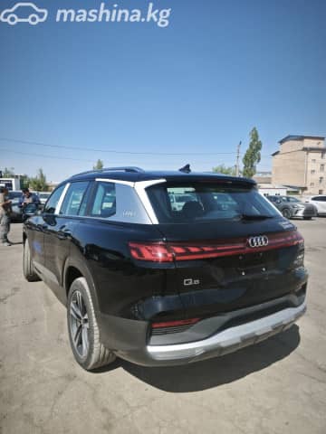 Audi Q6 40 TFSI 2.0 AMT 4WD