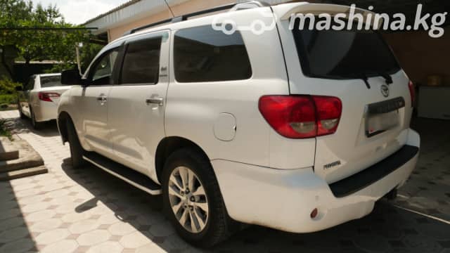 Toyota Sequoia II 5.7 AT 4WD