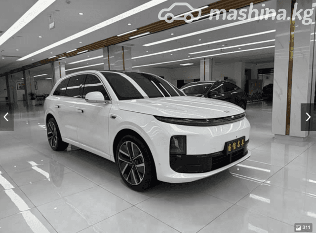 LiXiang L6 1.5hyb AT 4WD