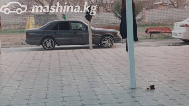 Mercedes-Benz E-Класс I (W124) 300 3.0d AT
