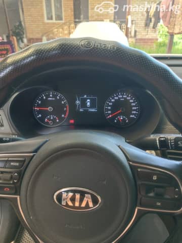 Kia K5 II 2.0 AT