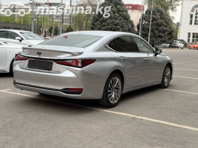 Lexus ES VII