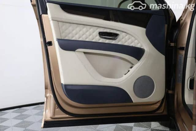 Bentley Bentayga I Рестайлинг 4.0 AT 4WD