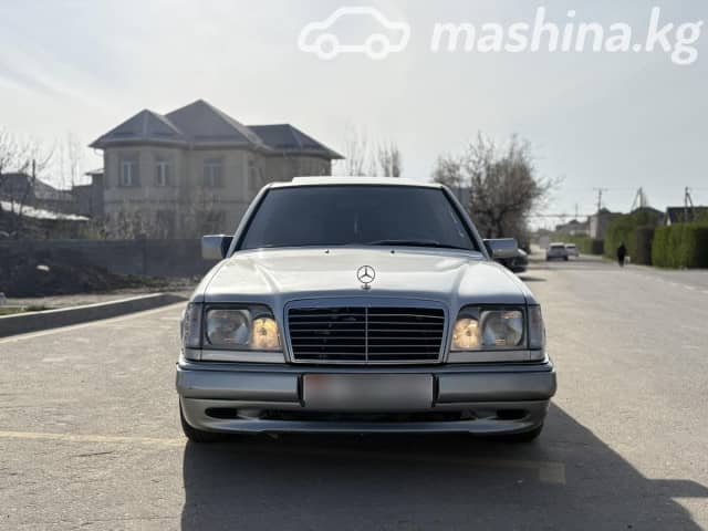Mercedes-Benz E-Класс I (W124) 220 2.2 MT