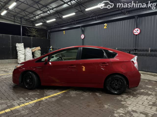 Toyota Prius III Рестайлинг (XW30) Plug-in Hybrid 1.8hyb AT