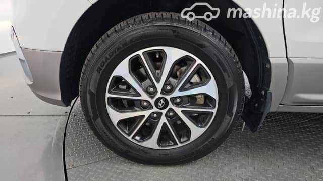 Hyundai Starex (H-1) II Рестайлинг 2 2.5d AT 4WD
