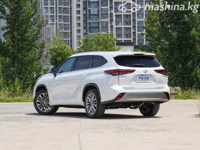 Toyota Highlander IV (U70) 2.4 AT