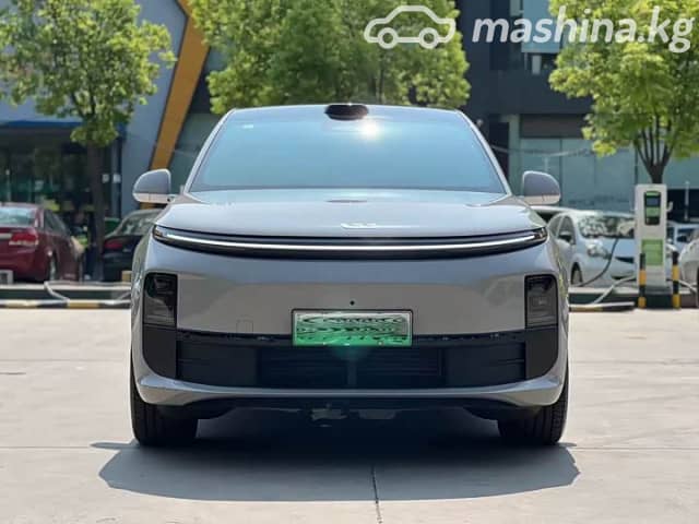 LiXiang L6 1.5hyb AT 4WD