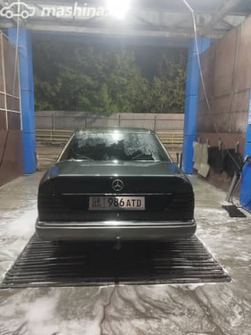 Mercedes-Benz W124 200 2.0 MT