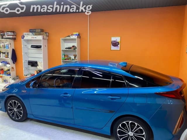 Toyota Prius IV Рестайлинг (XW50) 1.8hyb AT