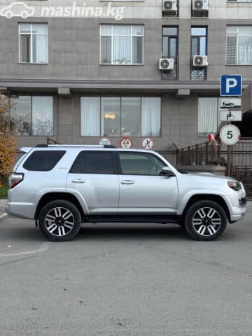 Toyota 4Runner V Рестайлинг 4.0 AT 4WD