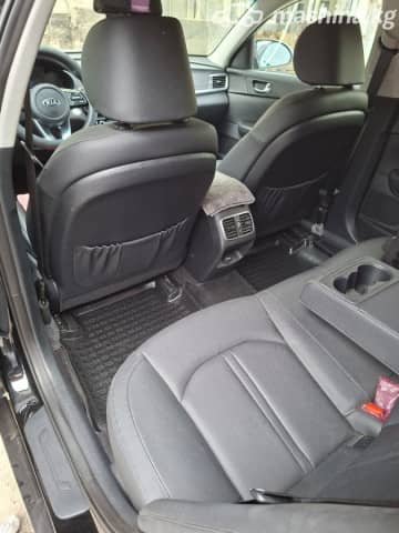Kia K5 II 2.0 AT