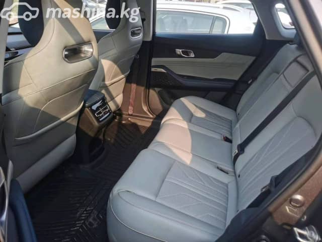 Changan UNI-K 1.5hyb AT