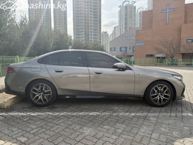 BMW 5 серии VIII (G60/G61/G68) 520i 2.0 AT