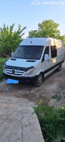 Mercedes-Benz Фургон (4х2)