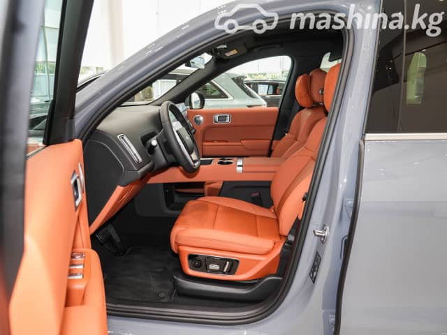 LiXiang L8 Рестайлинг 1.5hyb AT 4WD