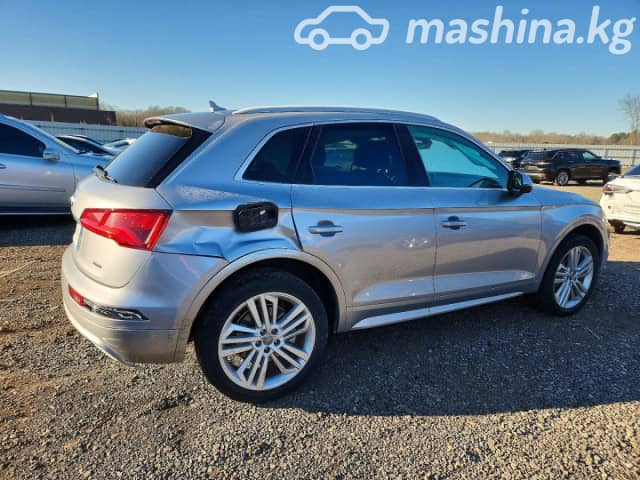 Audi Q5 II (FY) 45 TFSI 2.0 AMT 4WD