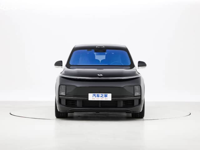 LiXiang L8 Рестайлинг 1.5hyb AT 4WD