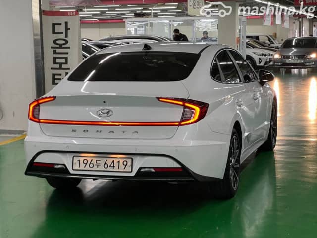 Hyundai Sonata VIII (DN8) 2.0 AT