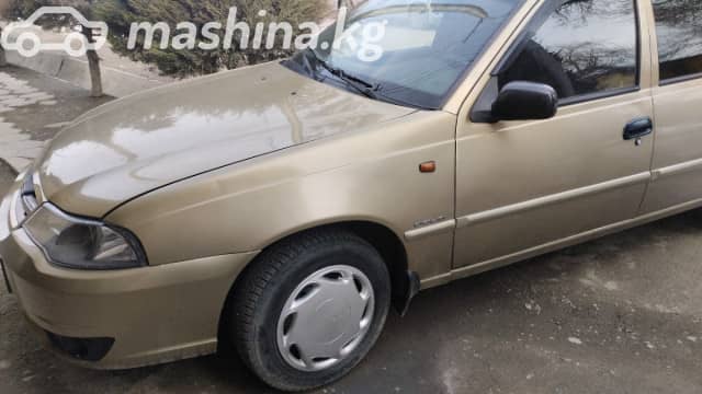 Daewoo Nexia I Рестайлинг 1.5 MT