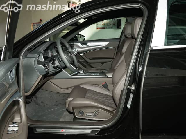 Audi A6 V (C8) Рестайлинг 45 TFSI Long 2.0 AMT