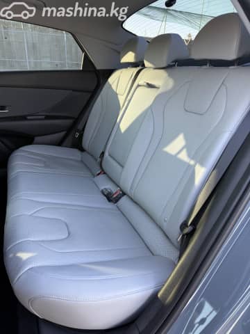 Hyundai Avante VII 1.6 AMT