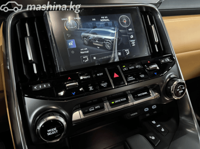 Lexus LX IV 700h 3.5hyb AT 4WD